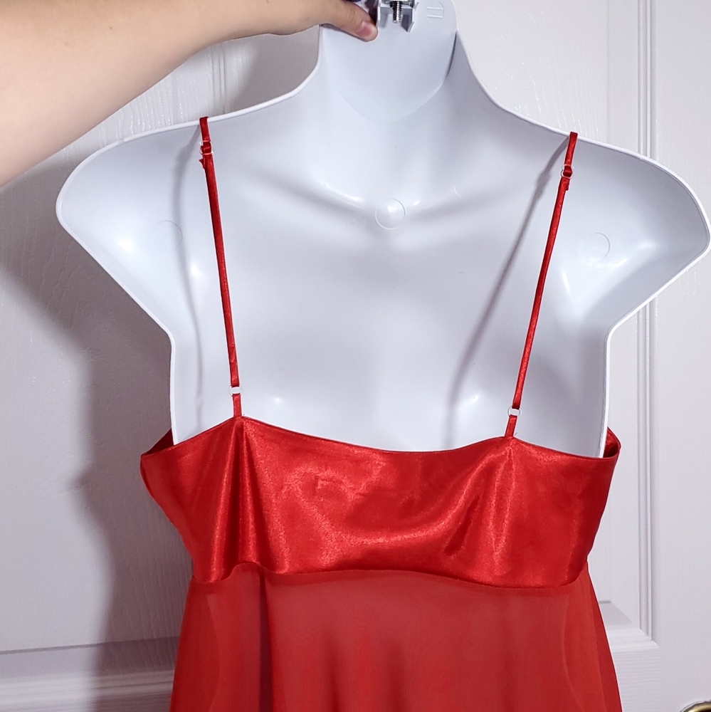 Victoria's Secret red babydoll negligee with bow - Picture 4 of 10